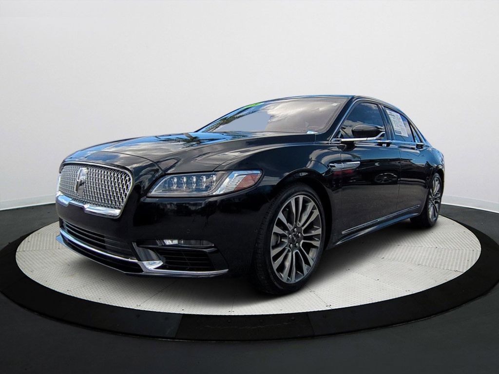 2020 Lincoln Continental Reserve's photo