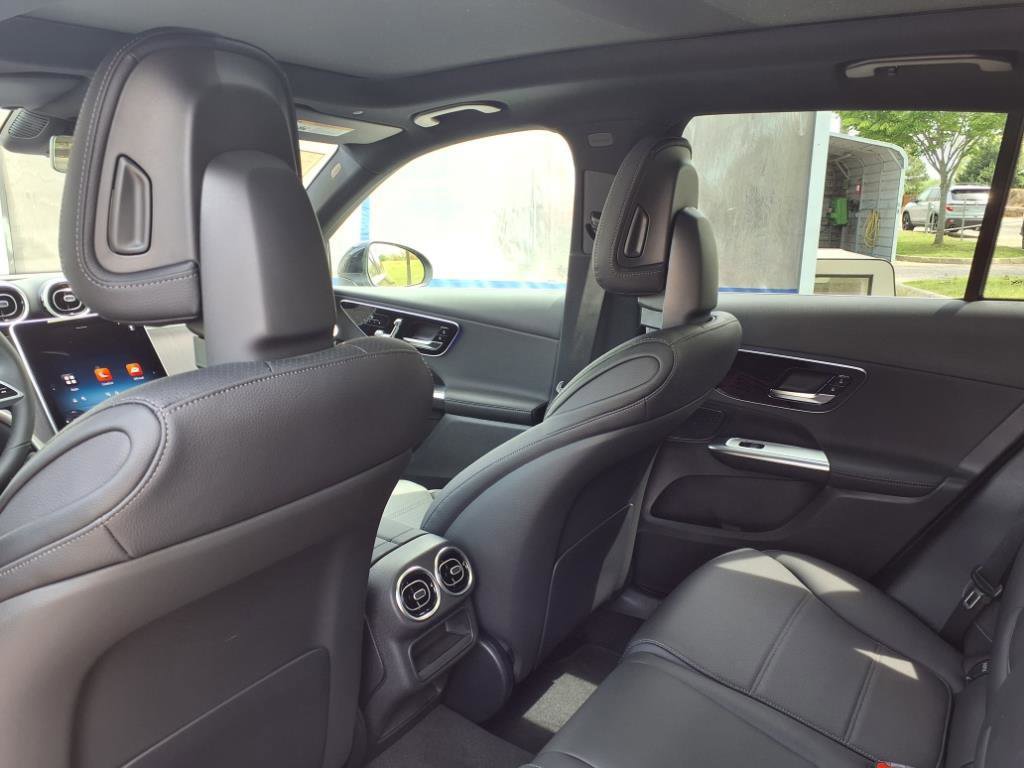 2025 Mercedes Benz GLC 300 4MATIC photo 19