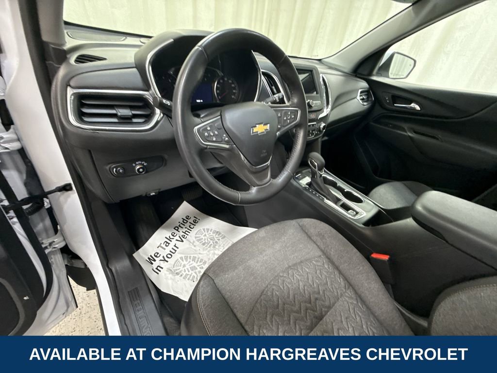 2022 Chevrolet Equinox LT photo 10