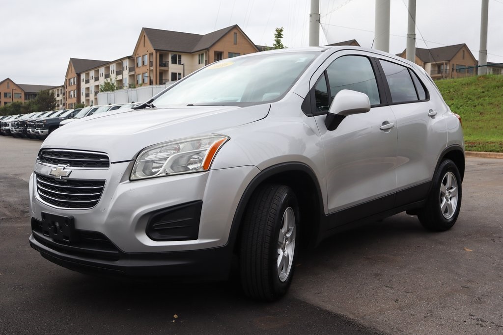 2016 Chevrolet Trax LS photo 3