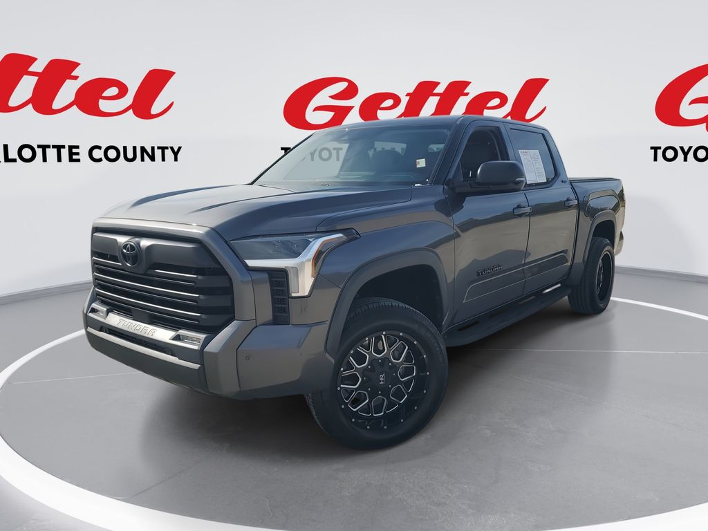2022 Toyota Tundra SR5's photo
