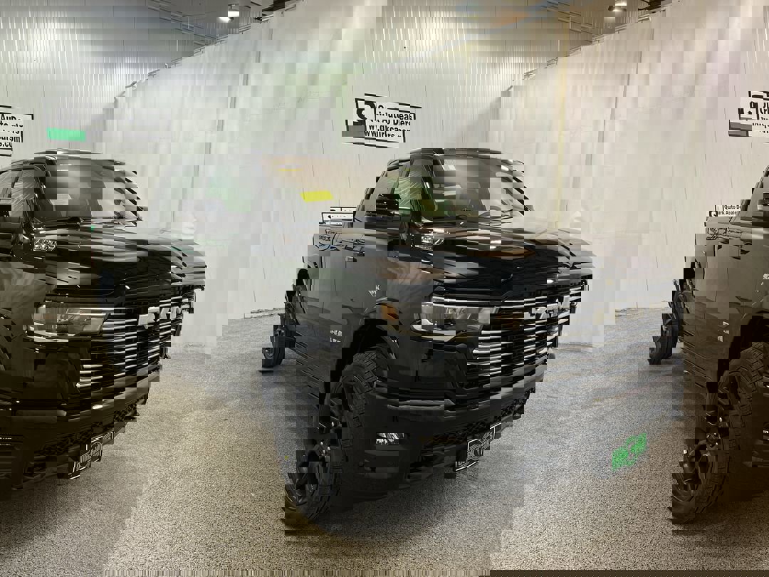 2026 RAM Ram 1500 Pickup Laramie's photo