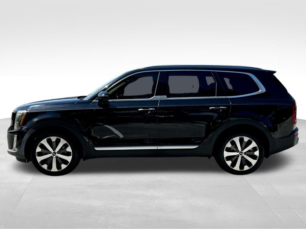 2021 Kia Telluride S photo 2