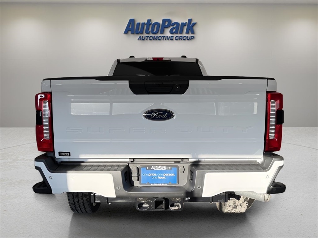 2026 Ford F-350 XL photo 4