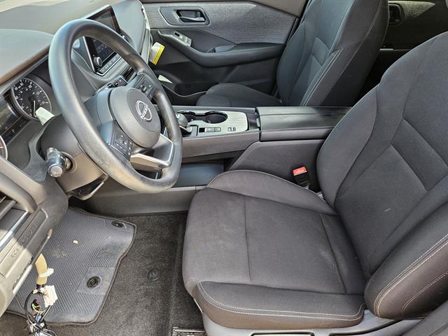 2023 Nissan Rogue S photo 7