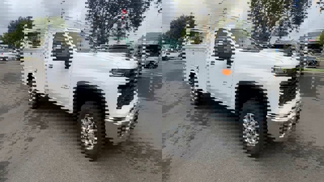 2025 Chevrolet Silverado 2500HD Work Truck's photo