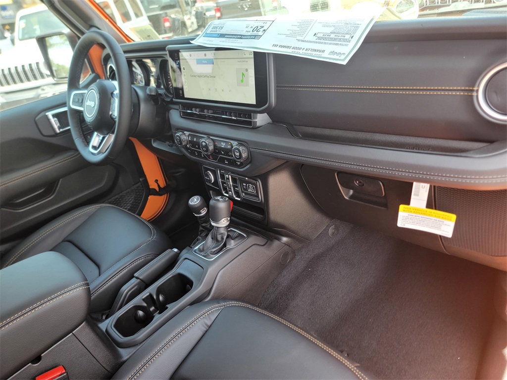 2025 Jeep Wrangler Sahara photo 13