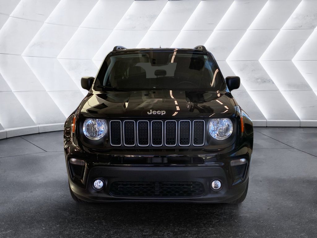 2023 Jeep Renegade Latitude photo 2