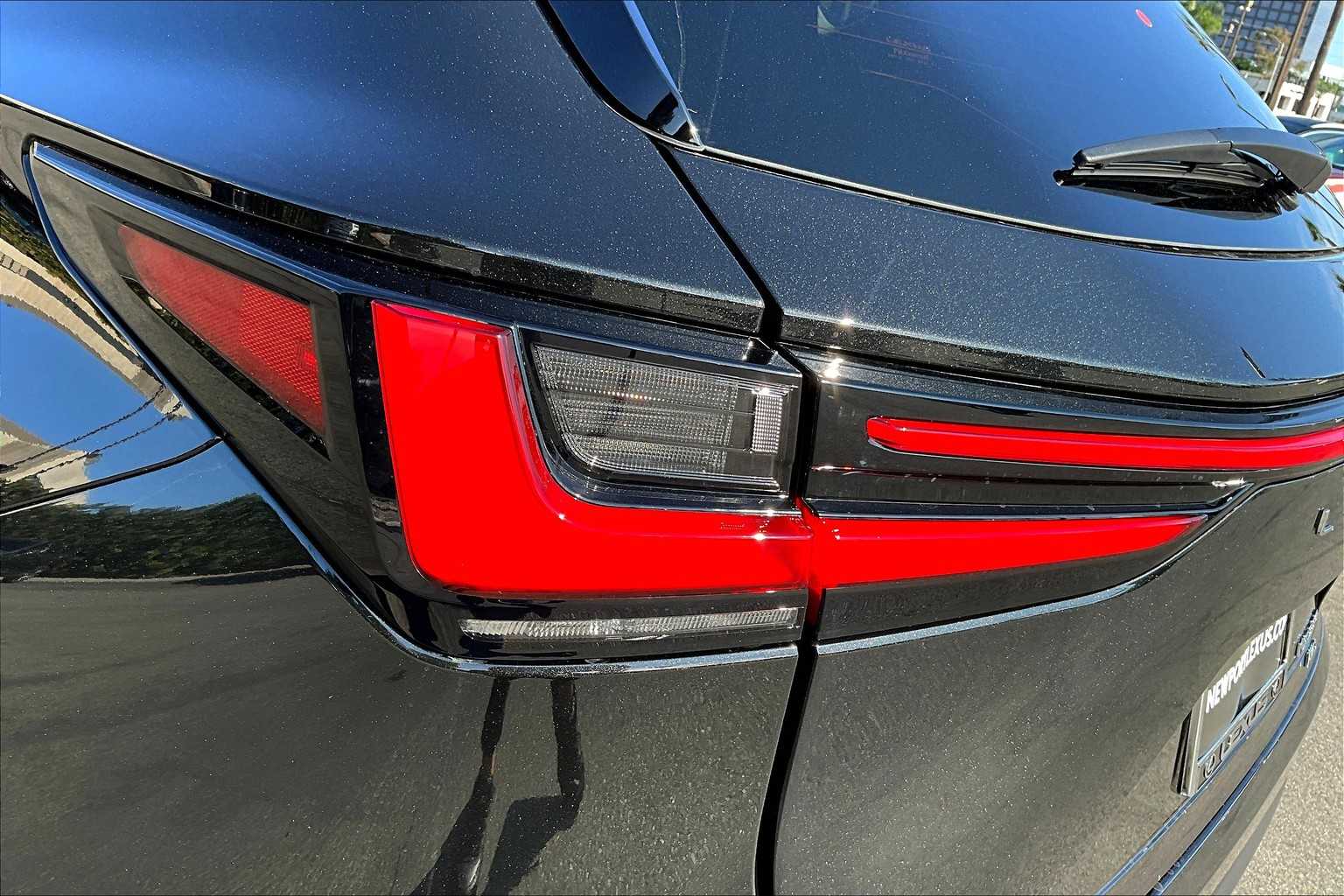 2026 Lexus NX 350 Premium photo 12