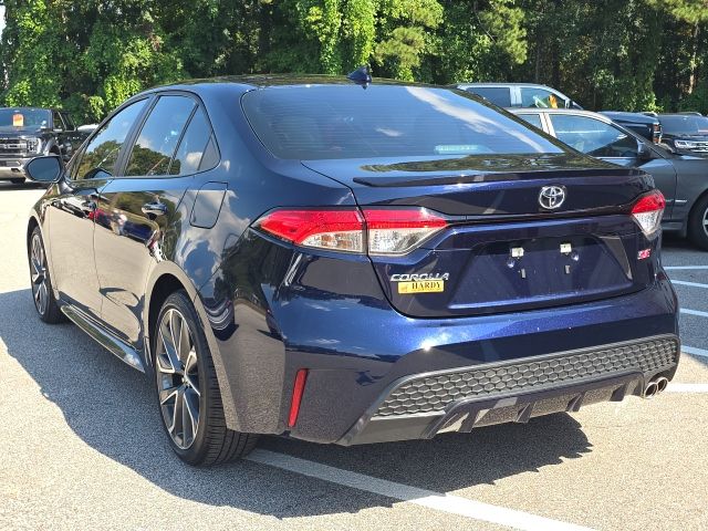 2022 Toyota Corolla SE photo 3