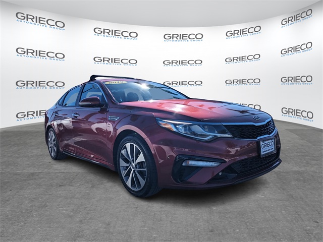 2019 Kia Optima S's photo