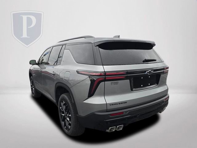 2026 Chevrolet Traverse photo 2