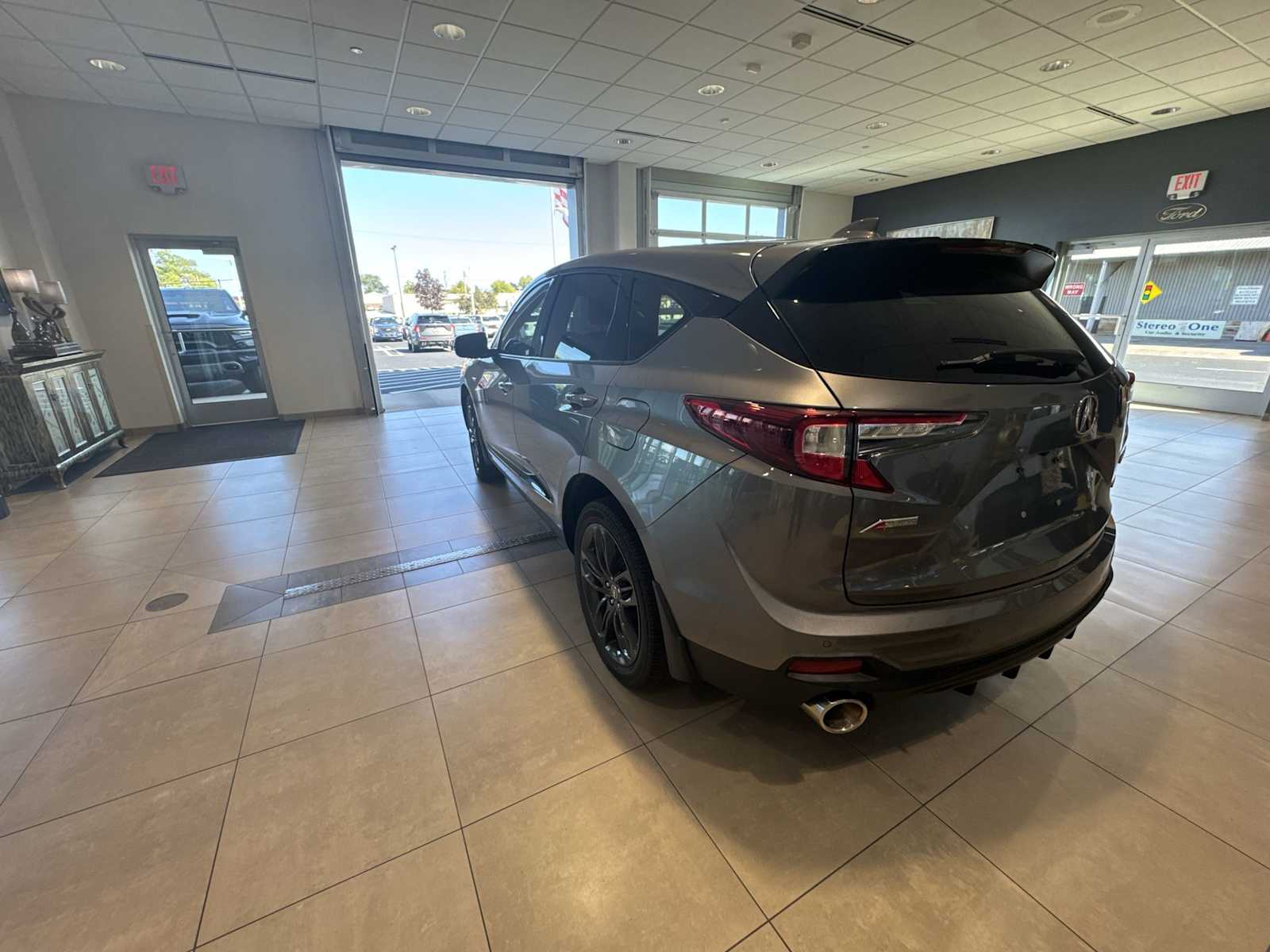 2023 Acura RDX A-Spec photo 5