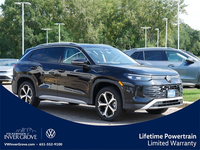 2025 Volkswagen Tiguan SE's photo