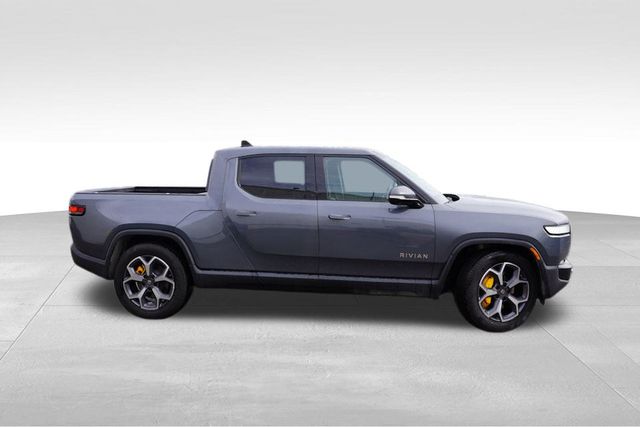 2022 Rivian R1T Adventure photo 2