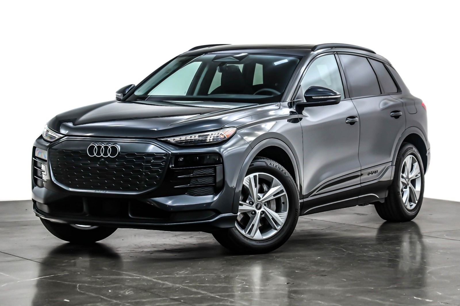 2025 Audi Q6 e-tron Premium Plus's photo