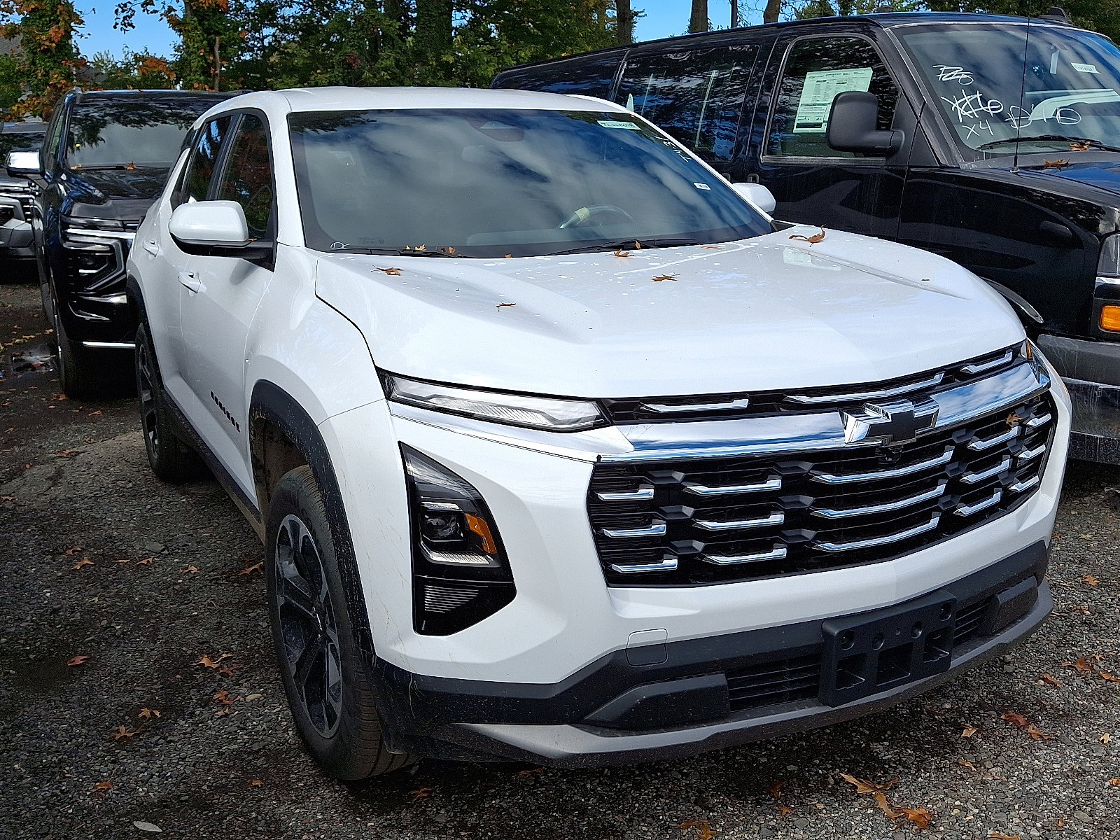 2026 Chevrolet Equinox LT photo 3