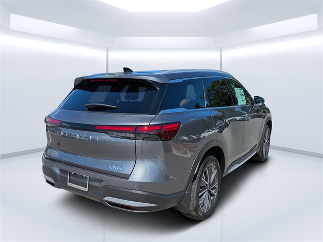 2026 Infiniti QX60 Luxe photo 3
