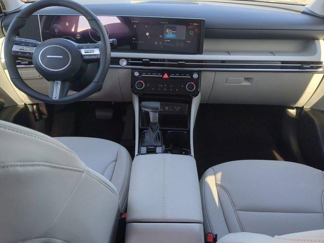 2025 Hyundai Tucson SEL Convenience photo 12