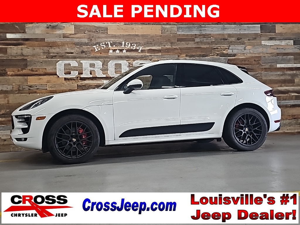 2017 Porsche Macan GTS's photo