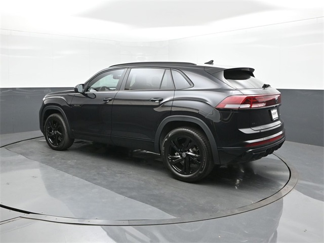 2025 Volkswagen Atlas Cross Sport SEL R-Line photo 5