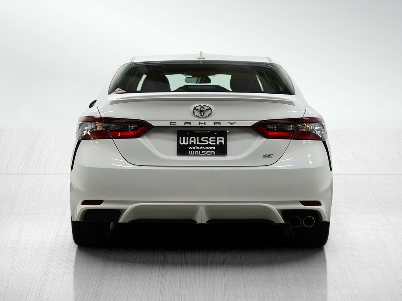 2024 Toyota Camry SE photo 4