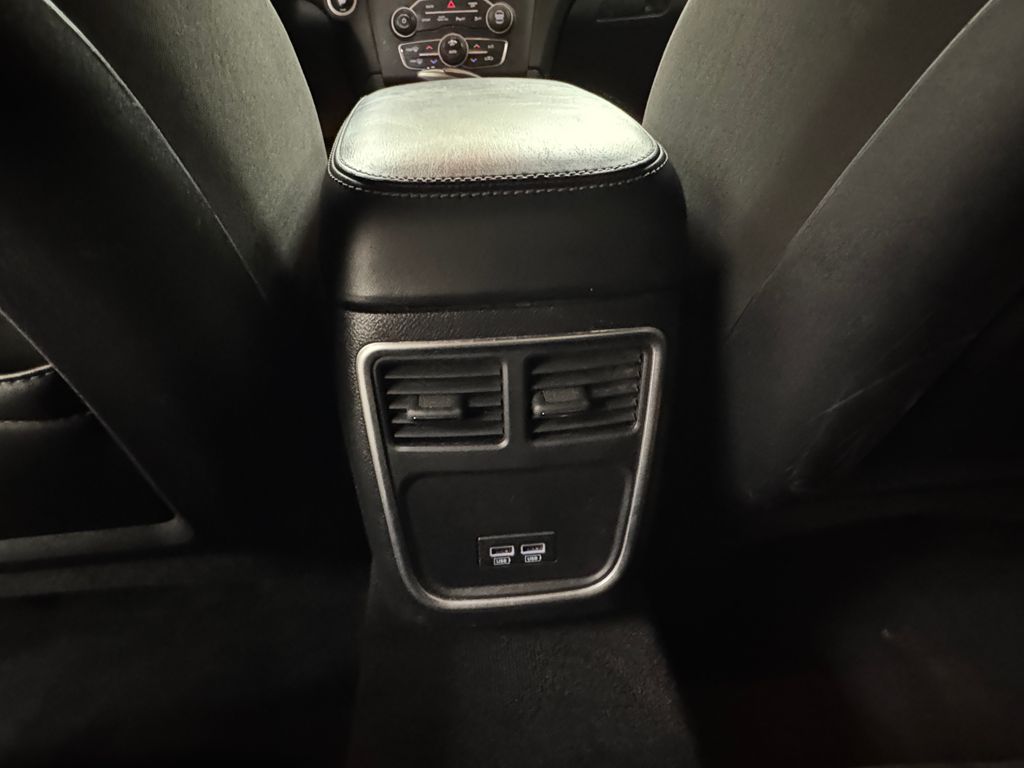2021 Dodge Charger R/T photo 28
