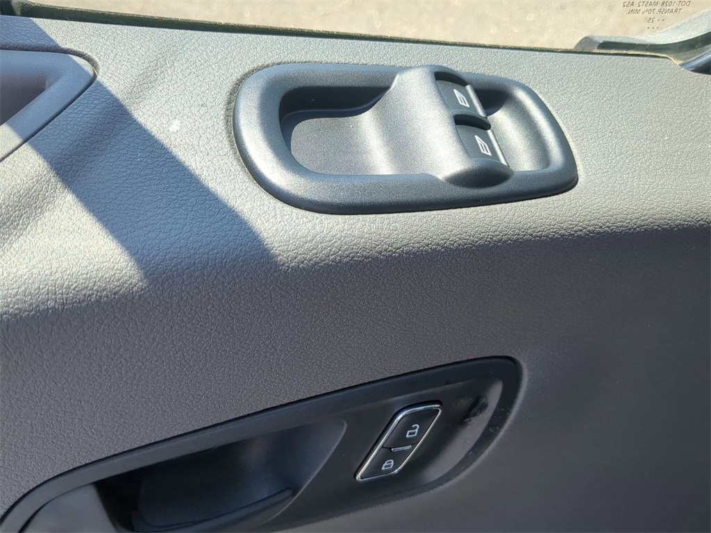 2025 Ford Transit photo 9