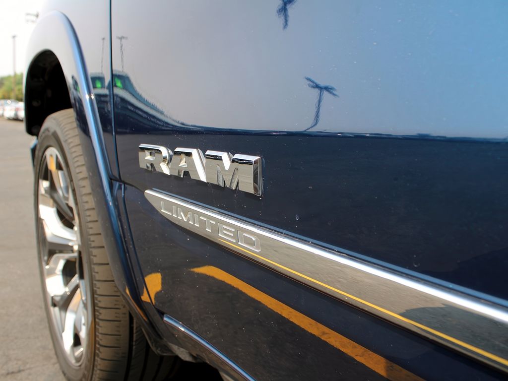 2019 Ram 1500 Limited photo 14