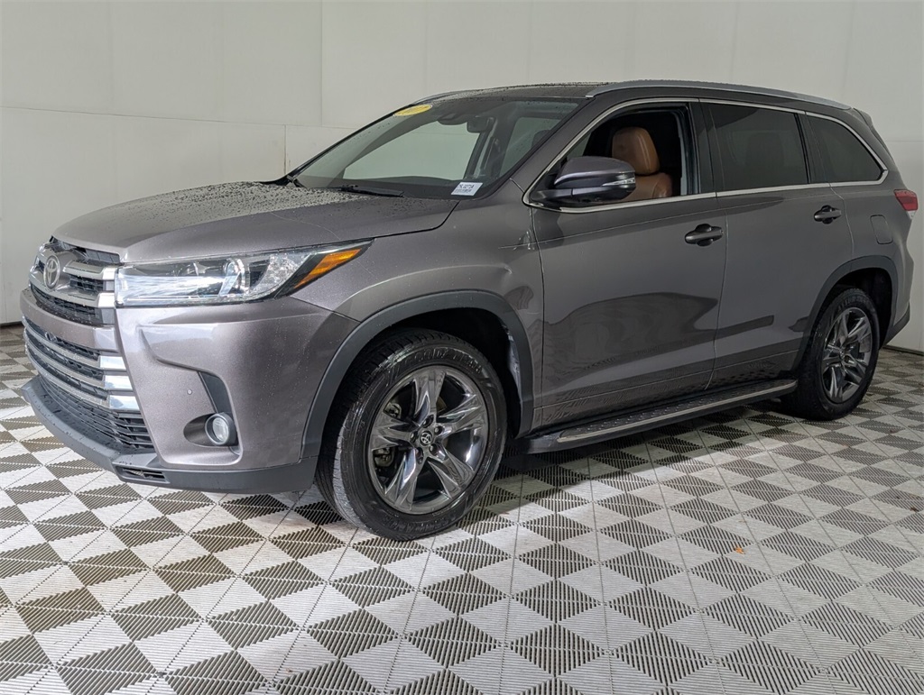 2017 Toyota Highlander Limited Platinum photo 4