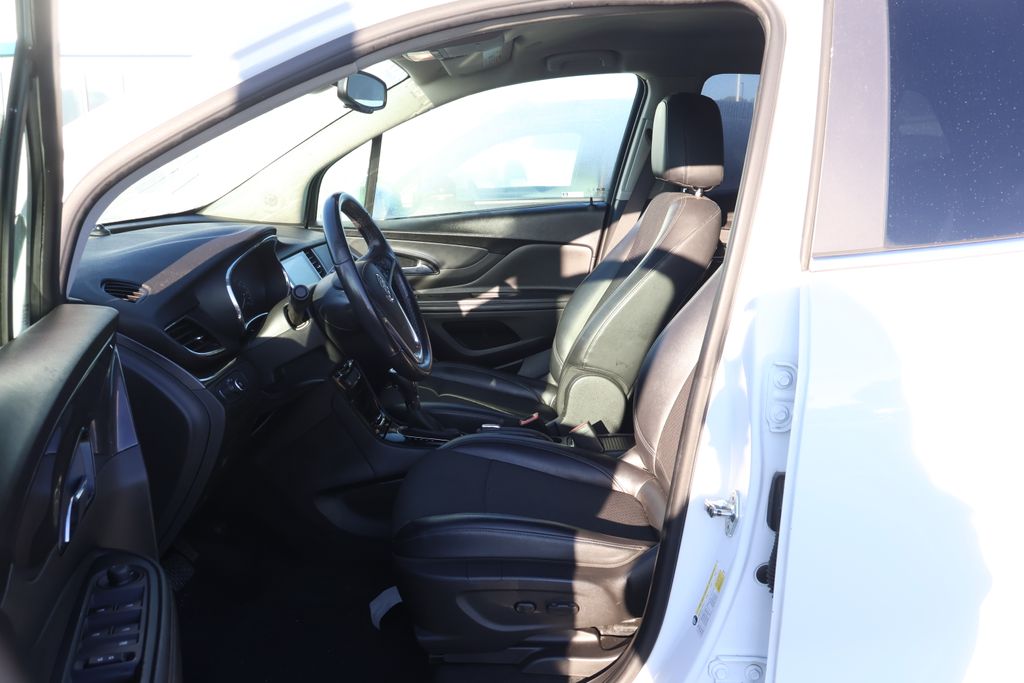2020 Buick Encore Preferred photo 11