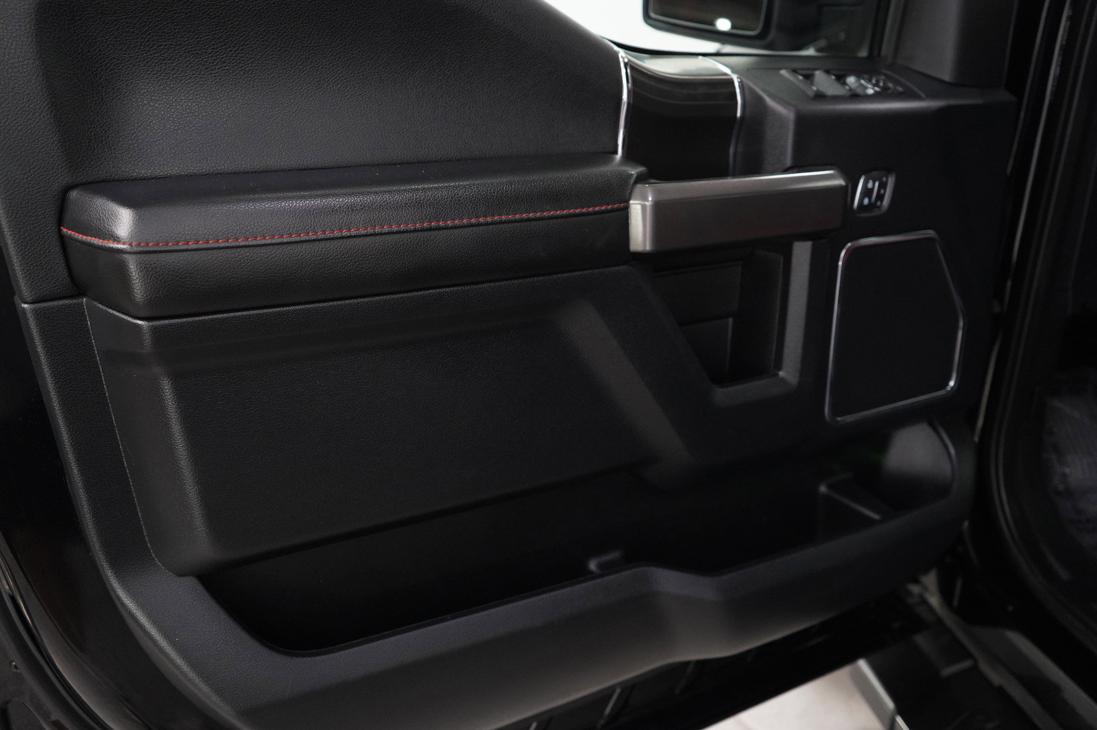 2020 Ford F-150 photo 24