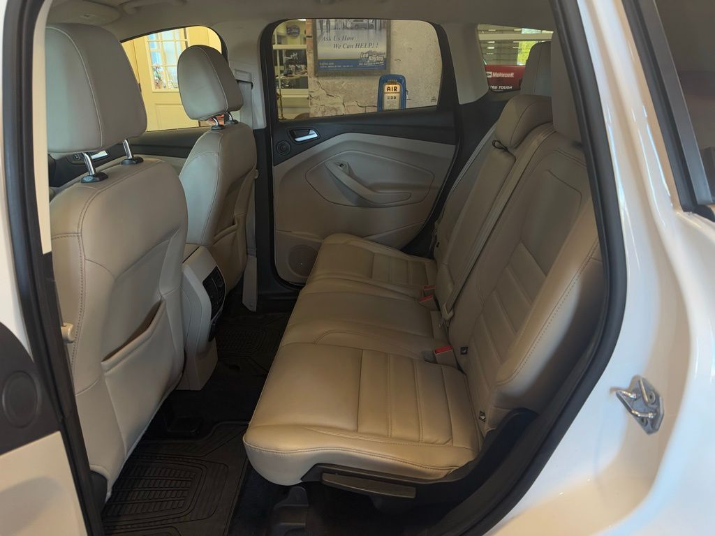 2017 Ford Escape Titanium photo 15