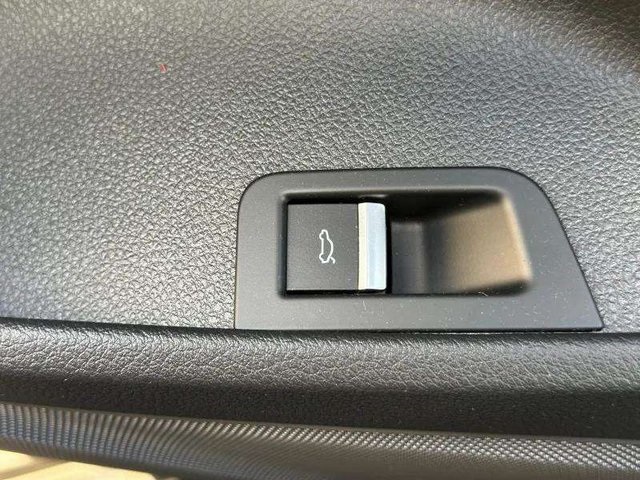 2023 Audi Q7 45 Premium photo 15