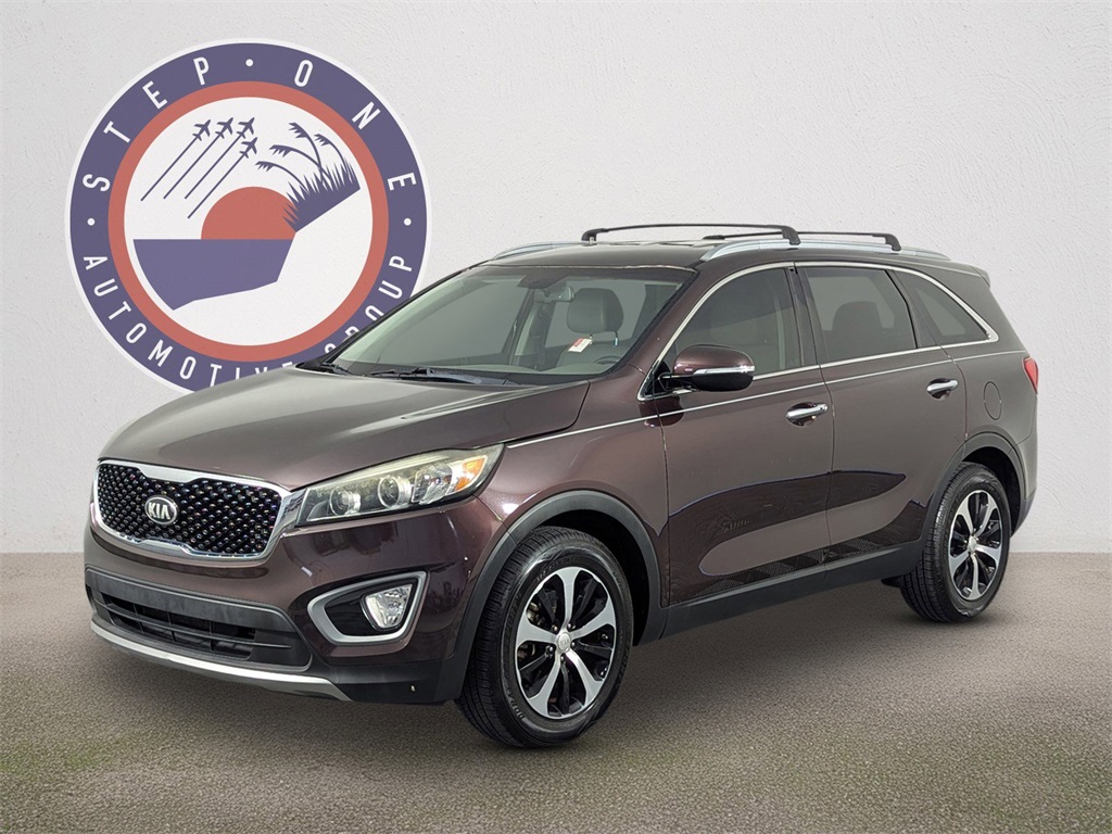 2016 Kia Sorento EX photo 2