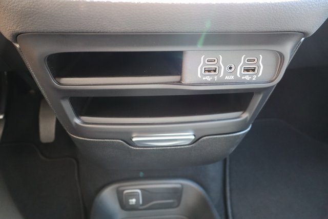 2025 Chrysler Pacifica photo 22