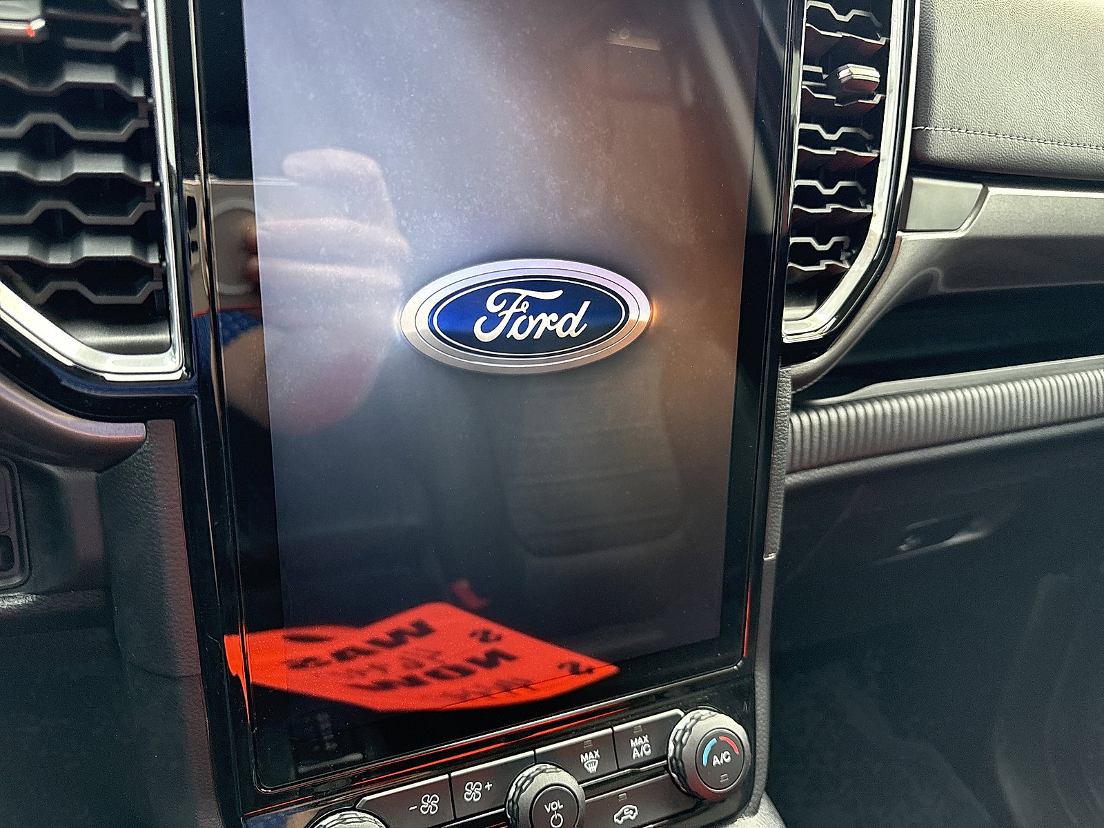 2024 Ford Ranger Lariat photo 16