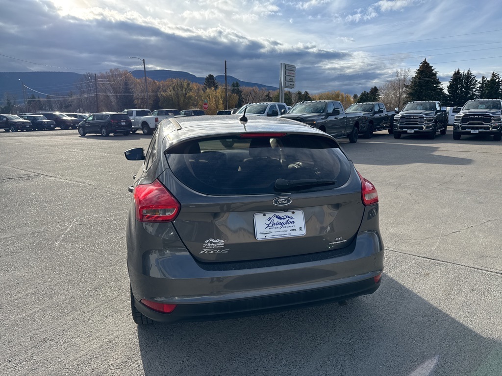 2016 Ford Focus SE photo 4