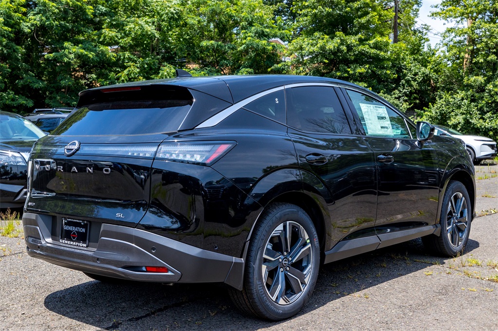 2025 Nissan Murano SL photo 2