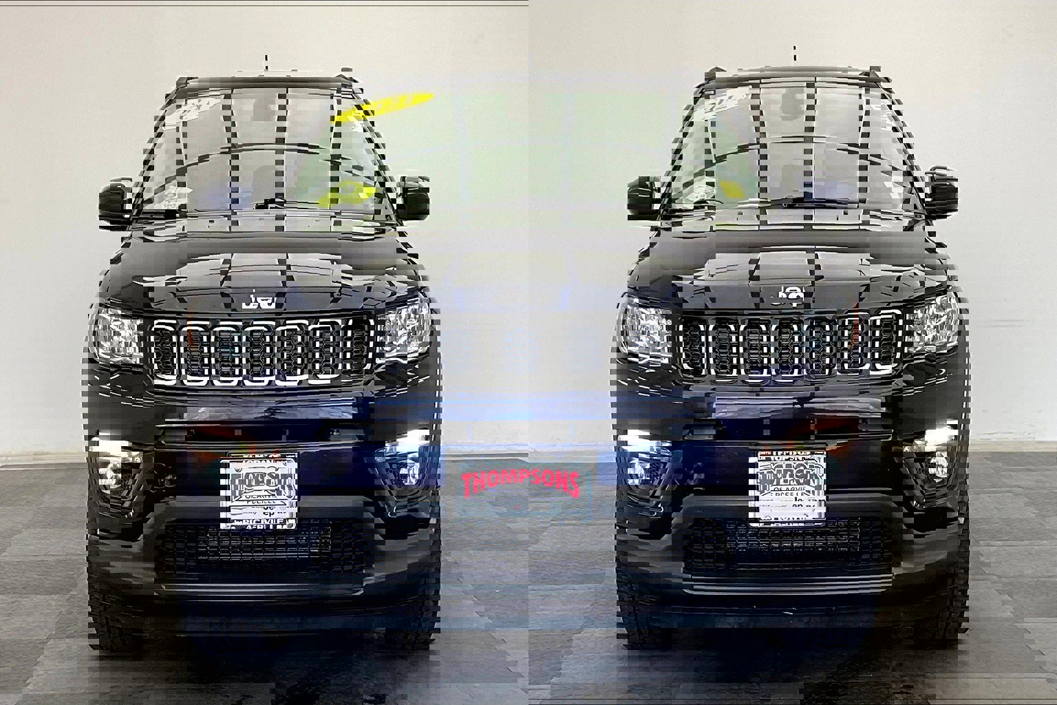 2021 Jeep Compass Latitude photo 2