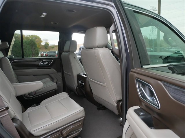 2023 Gmc Yukon SLT photo 13