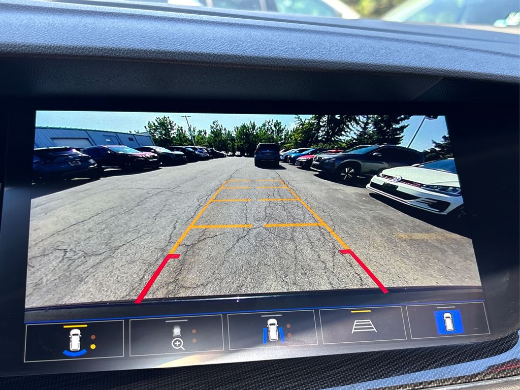 2022 Buick Envision Essence photo 27