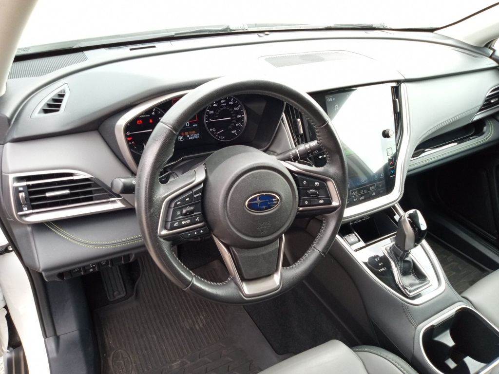 2023 Subaru Outback Onyx Edition photo 13