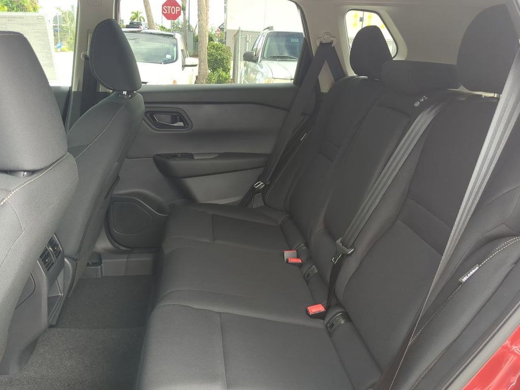 2026 Nissan Rogue S photo 12