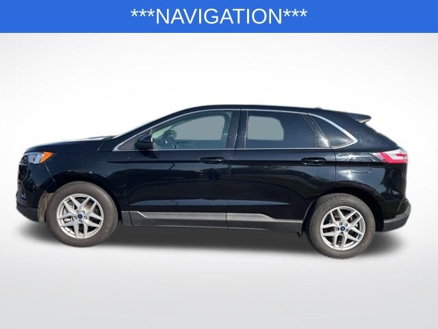 2022 Ford Edge SEL photo 2