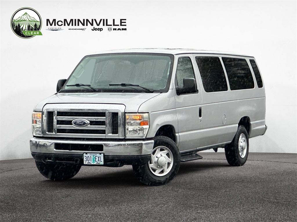 2011 Ford E-Series Econoline Wagon XLT's photo
