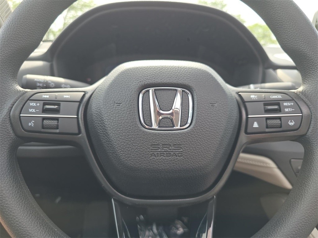 2025 Honda Accord SE photo 23