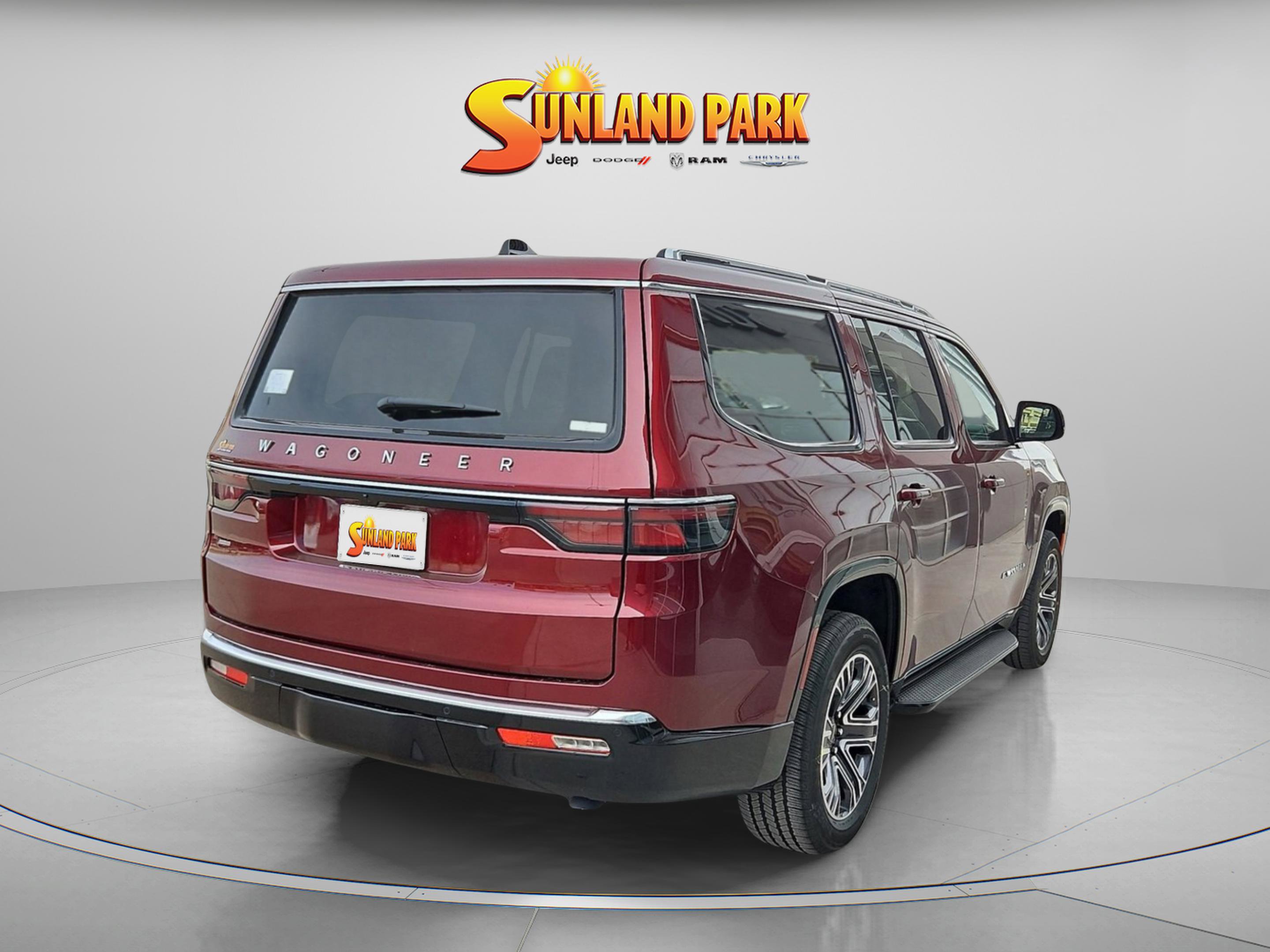 2025 Jeep Wagoneer Base photo 4
