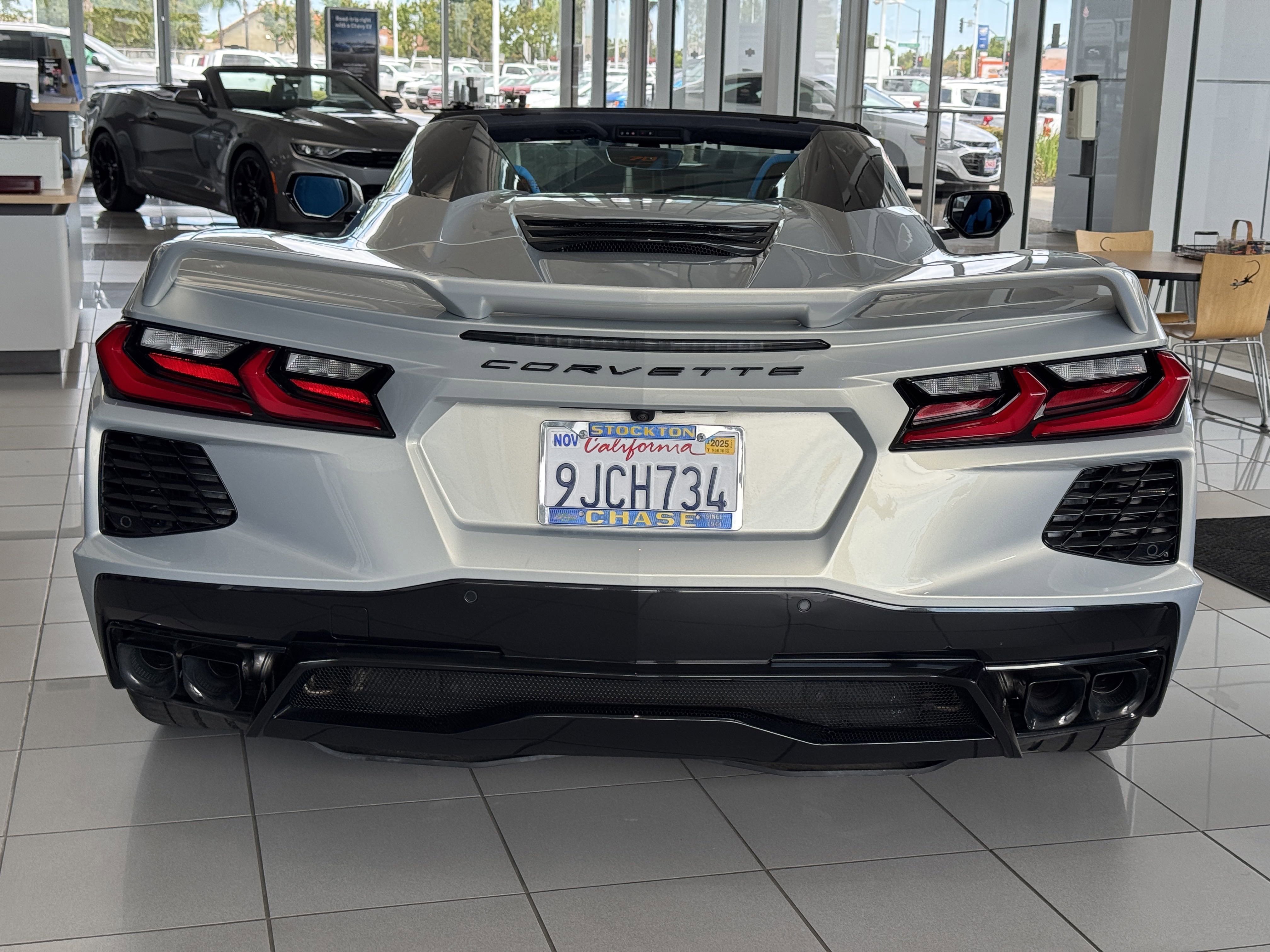 2023 Chevrolet Corvette Stingray 3LT photo 3