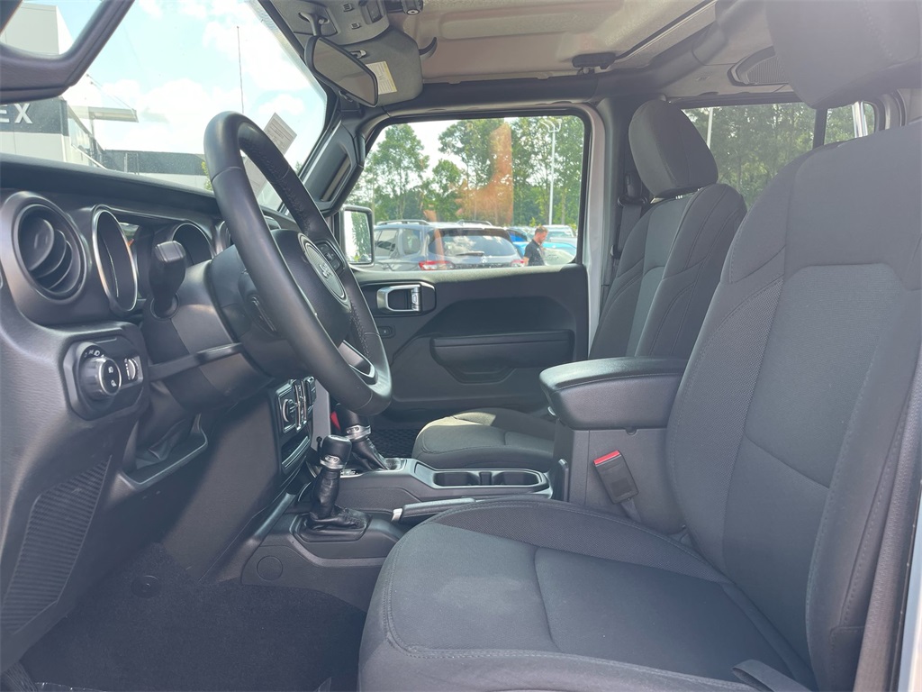2023 Jeep Gladiator Sport photo 9